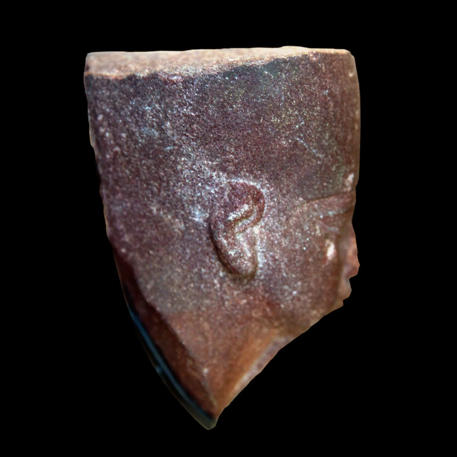 Litet kvartsithuvud av Djedefre med krona (Louvren E 11167), ett av bara fyra kända porträtthuvuden av kungen, alla från Abu Rawash.
